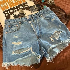 High waist denim distressed shorts 🖤